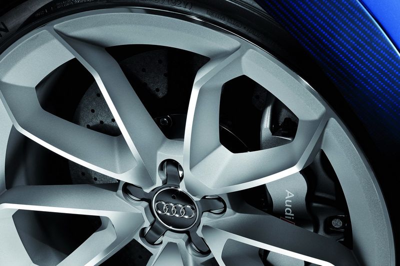 Audi RS Q3 Concept (31 )