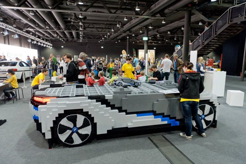  BMW i8 hybrid   LEGO (7 )