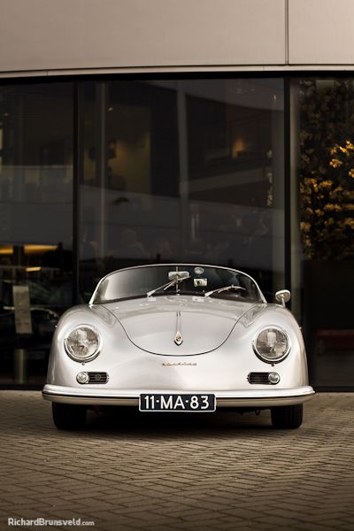   Porsche  (53 )