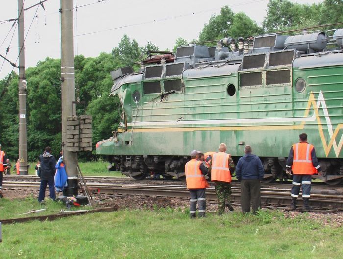 Крушение на перегоне ерал симская