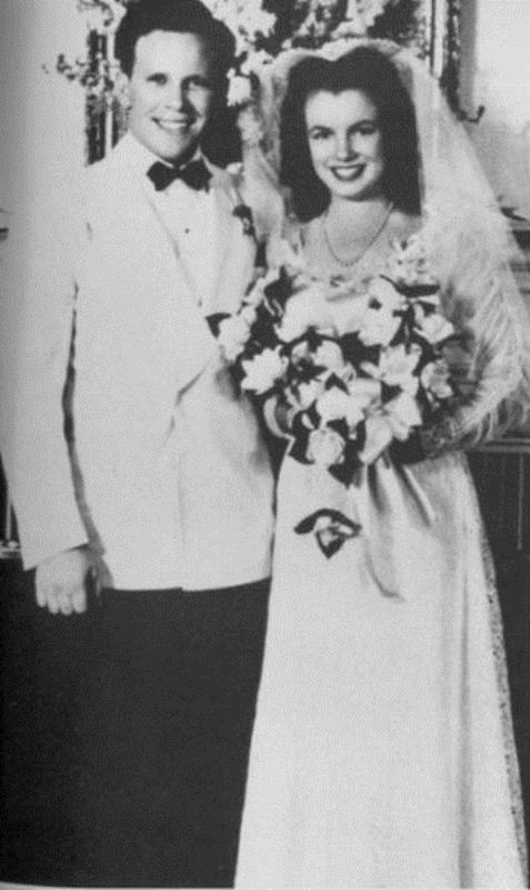 Кто она? (21 фото)