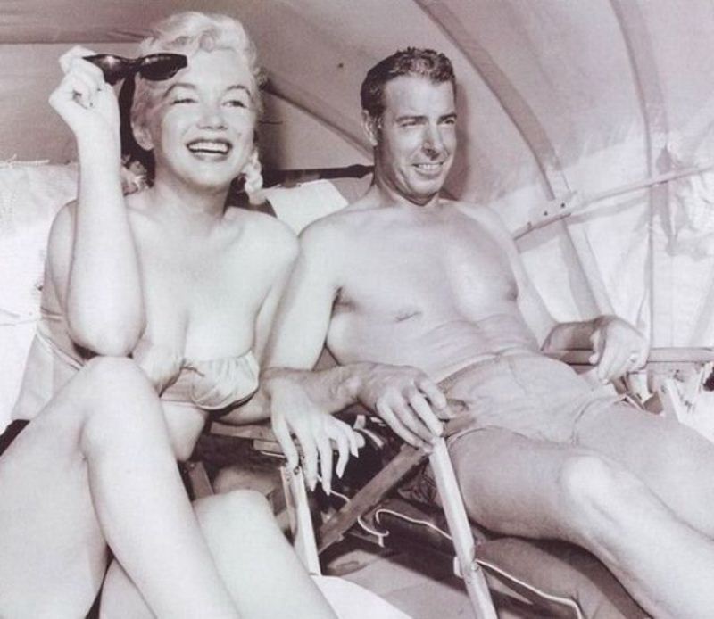 Кто она? (21 фото)