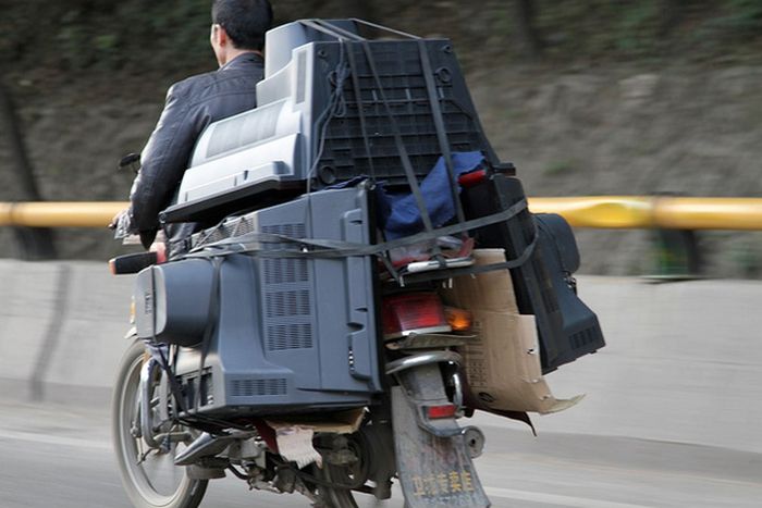 Такое возможно только в Китае. Часть 2. (26 фото)
